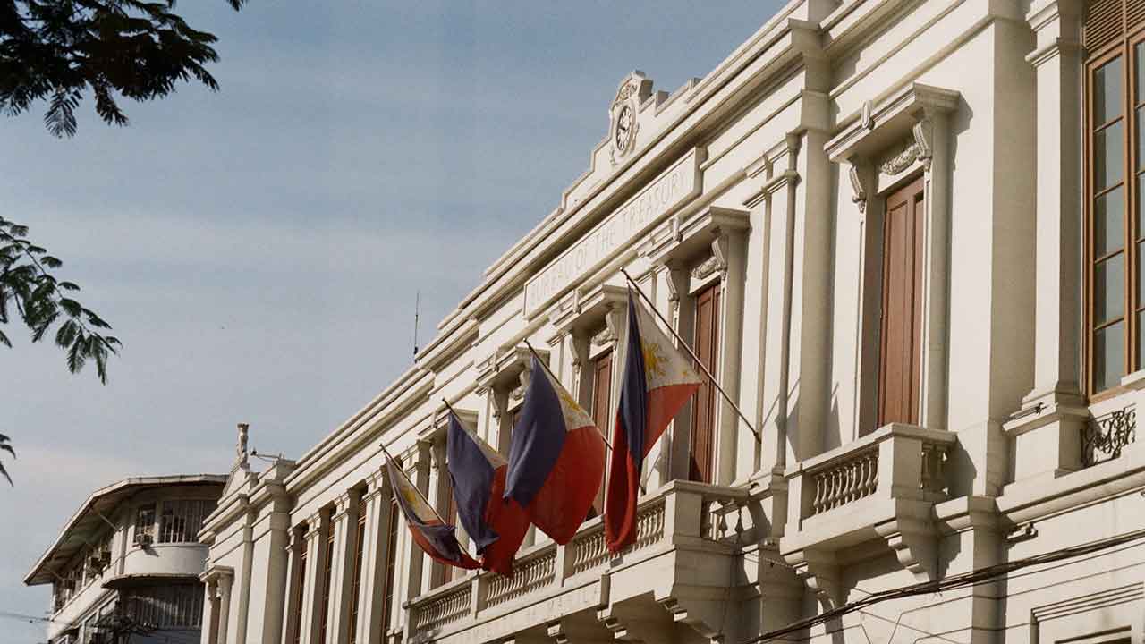 フィリピンの国旗
