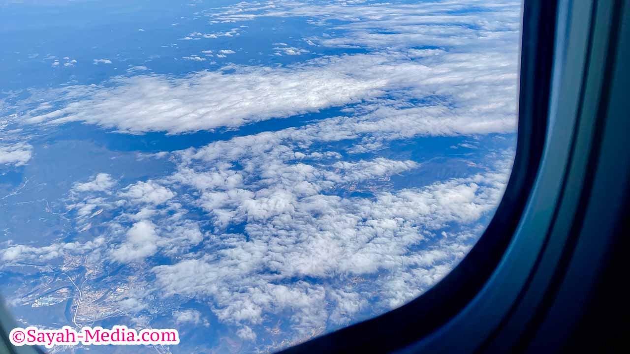 飛行機から見た韓国上空の景色