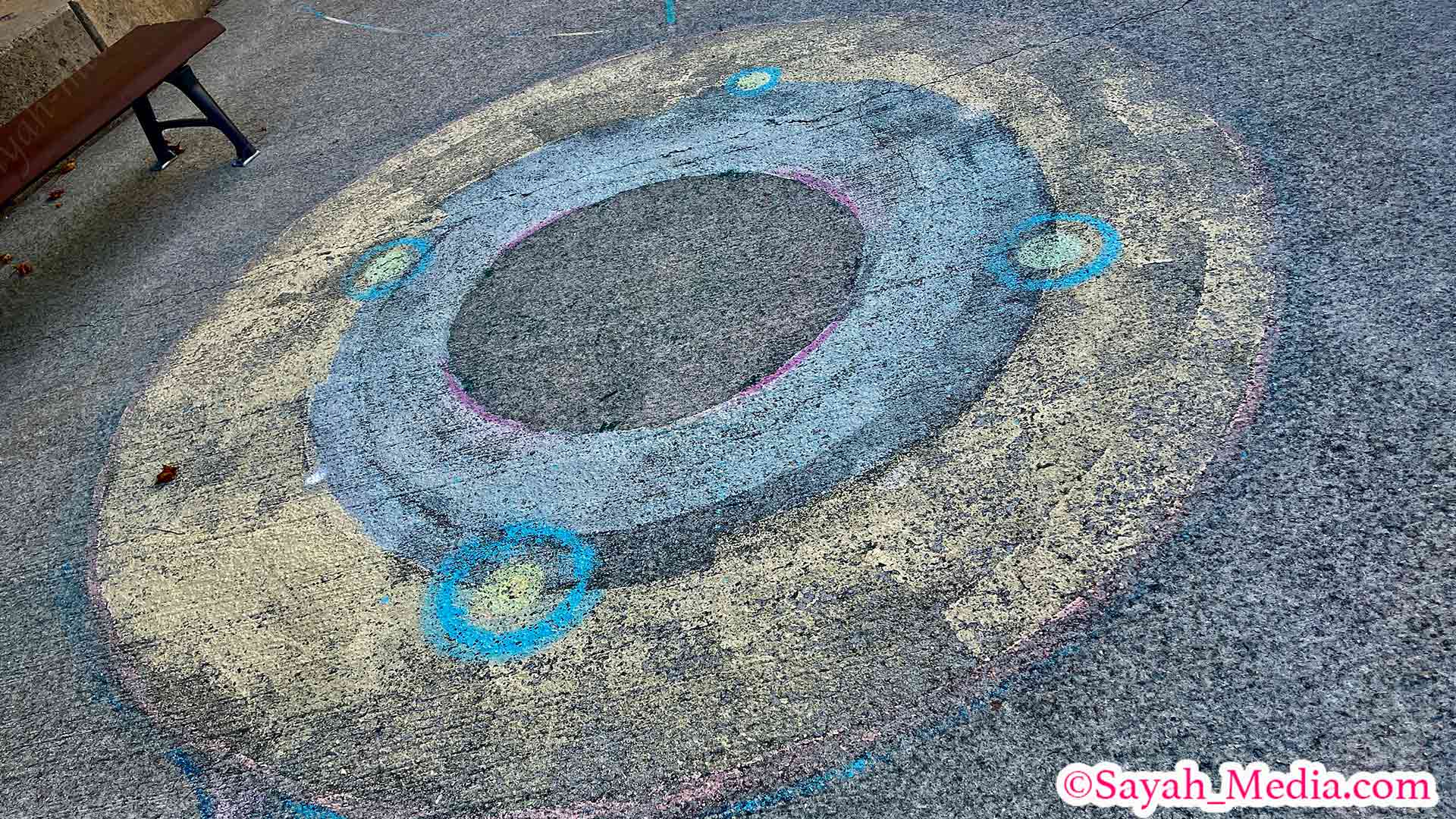 和歌山県和歌浦のアート「光の輪」