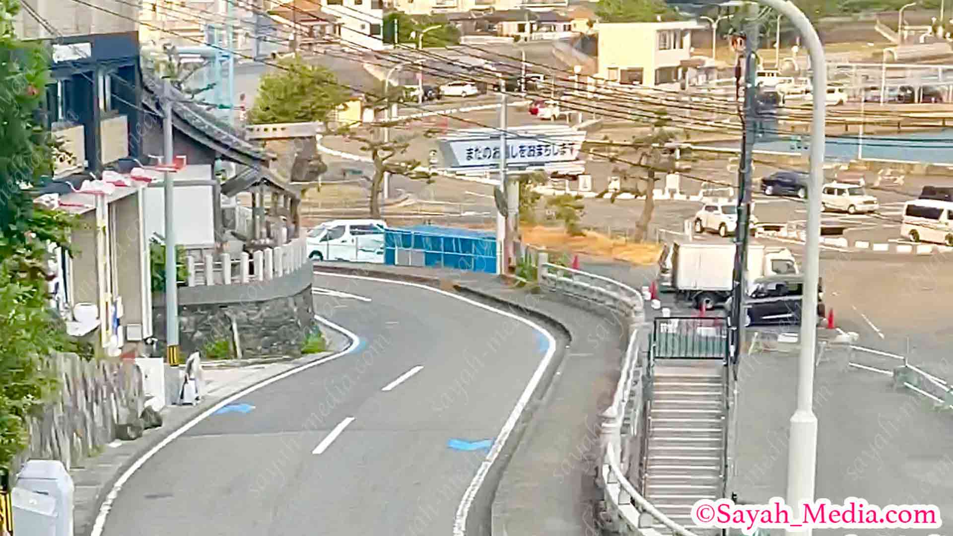 和歌山のギリシャ風リゾートホテル「エピカリス」の近くにある看板