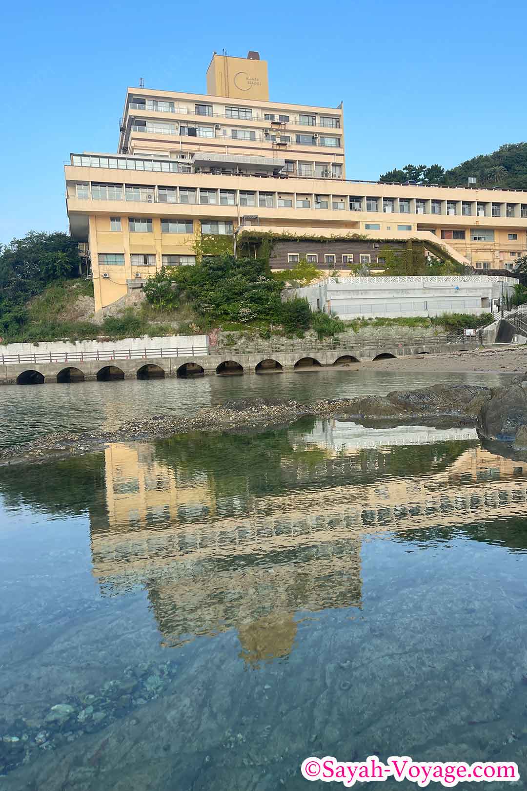 透き通った海と和歌の浦温泉 萬波 MANPA RESORT